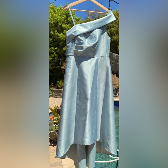 Adrianna Papell Sage 🍃Hi Lo Off Shoulder TEA LENGTH Gown w/ POCKETS - Picture 4 of 12